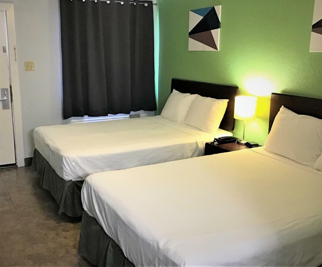 Hwy 59 Motel Laredo Medical Center Εξωτερικό φωτογραφία